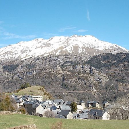 Apartamentos Fidalgo Sandiniés Buitenkant foto
