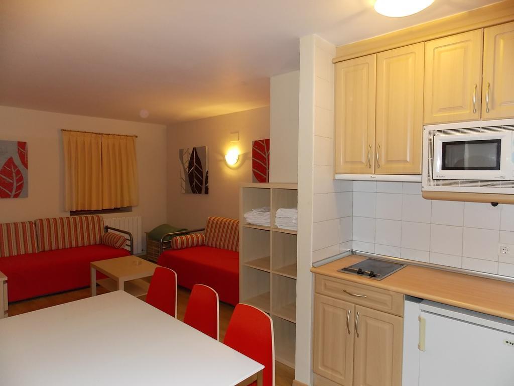 Apartamentos Fidalgo Sandiniés Kamer foto