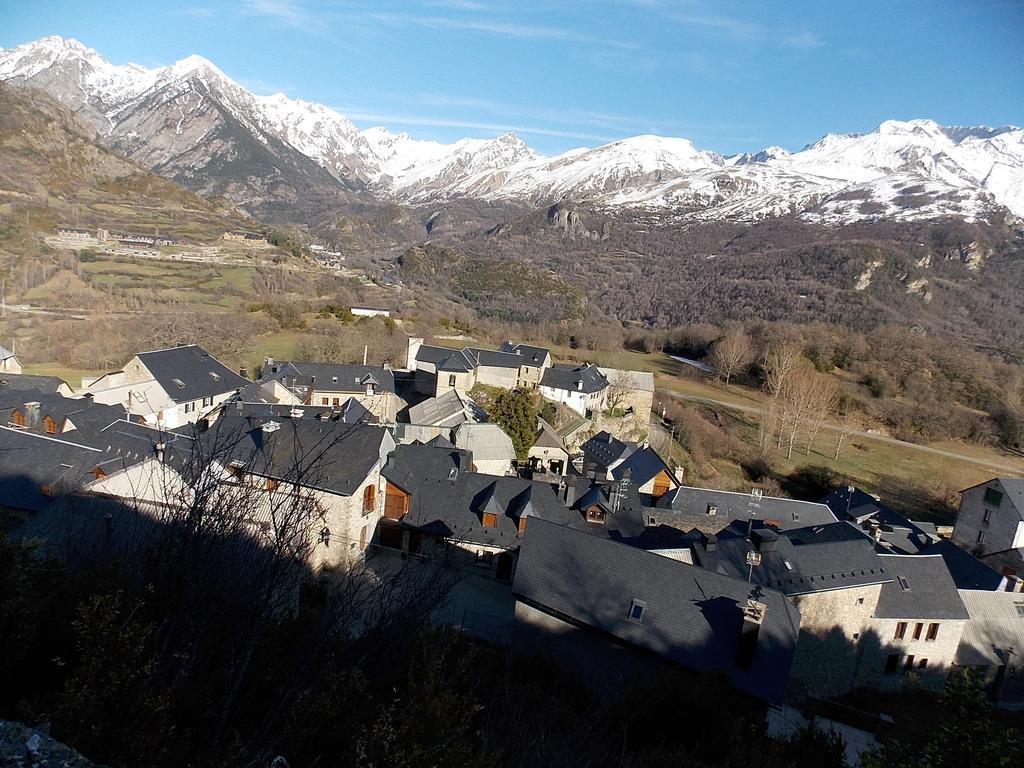 Apartamentos Fidalgo Sandiniés Buitenkant foto