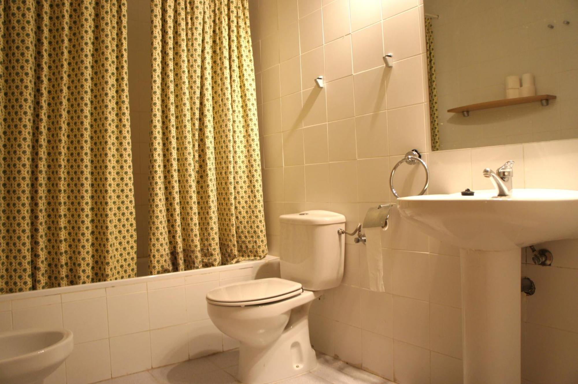Apartamentos Fidalgo Sandiniés Buitenkant foto